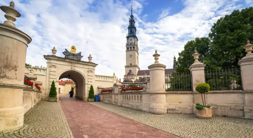 Częstochowa: atrakcje poza Jasną Górą? Odkryj jej nieznane oblicza!
