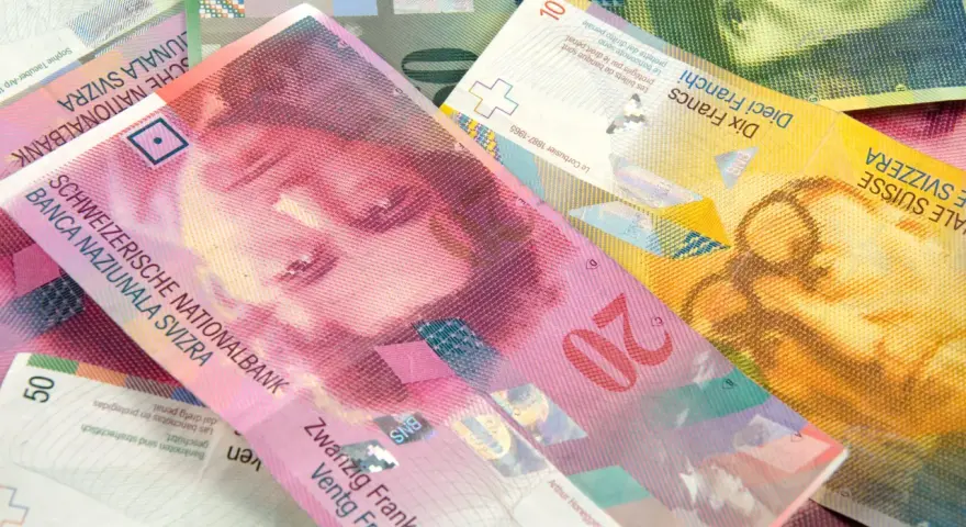 Upadłość biura podróży? Sprawdź, jak odzyskać pieniądze i co robić